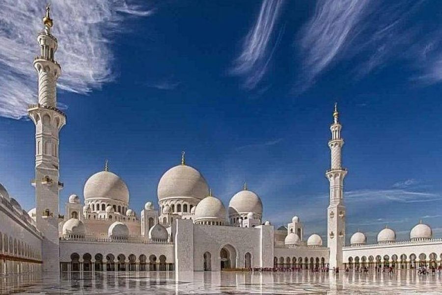 Abu Dhabi: Day Trip from Dubai with City Tour, Grand Mosque, Louvre and Lunch