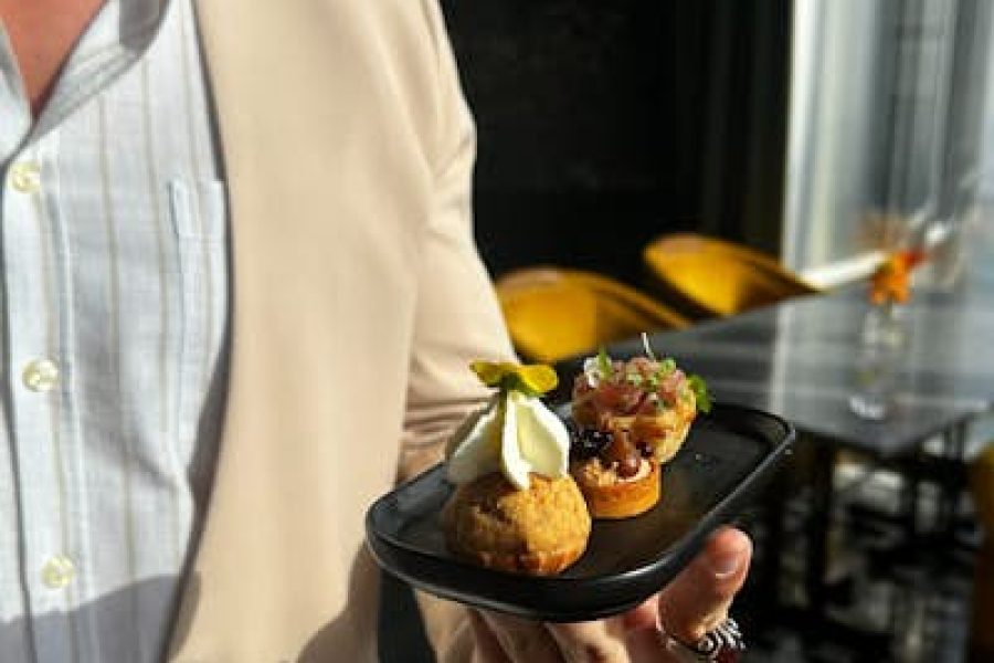 Dubai: Guided Food Tour + Burj Khalifa Bar Access
