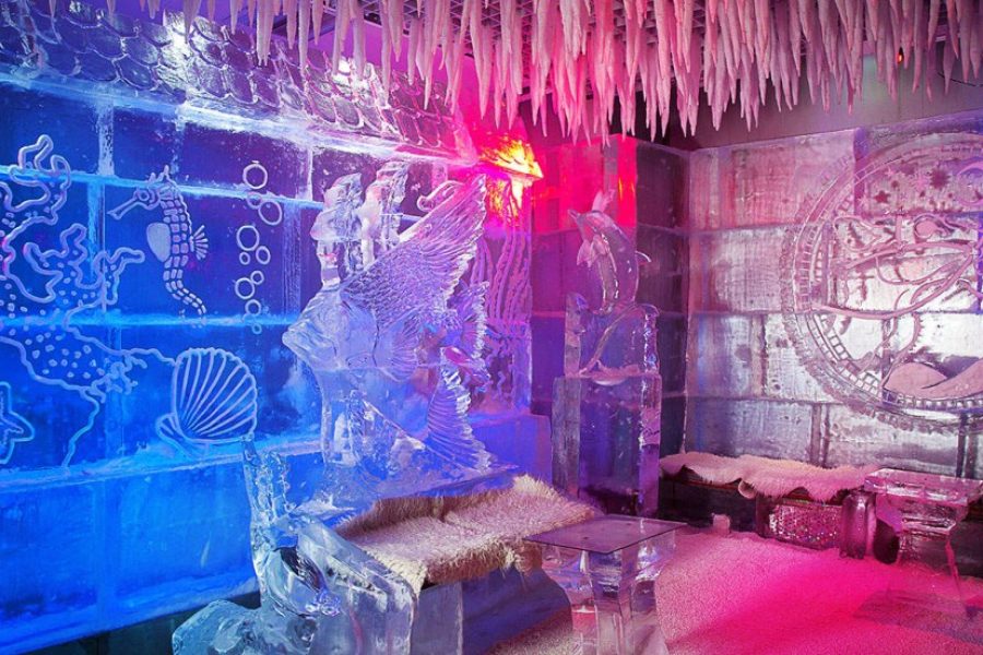 Dubai: Chillout Ice Lounge