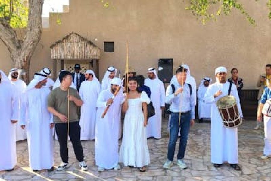 Dubai: Half Day Private Old Town Tour with Transport and Creek, Tastings & more